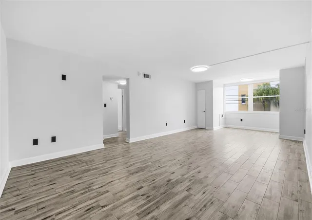 Photo 4 of Condo for sale at 841 4th Avenue N #27, Saint Petersburg, FL 33701 | MLS# TB8536679 | Listing updated on 2026-10-07