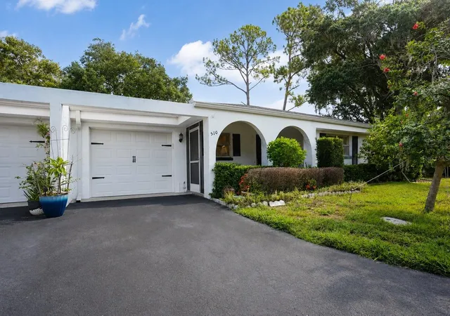 3rd image of 510 Palmer Cir, Palm Harbor, FL 34685 | MLS# TB8536680