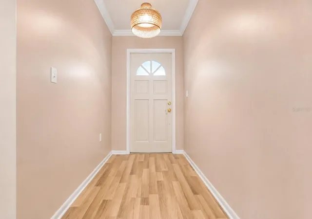 4th image of 510 Palmer Cir, Palm Harbor, FL 34685 | MLS# TB8536680