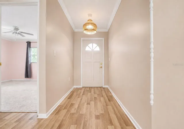 5th image of 510 Palmer Cir, Palm Harbor, FL 34685 | MLS# TB8536680
