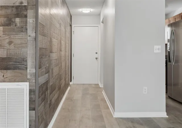 5th image of 5501 80Th St N #402, Saint Petersburg, FL 33709 | MLS# FC320519