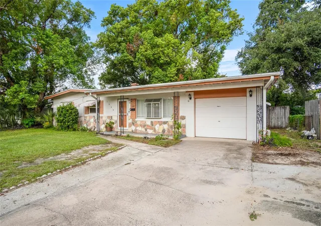 2nd image of 1840 N Powers Dr, Orlando, FL 32818 | MLS# S5155204