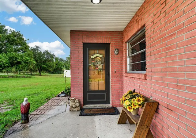 Photo 2 of Single family home for sale at 5838 Old Bartow Eagle Lake Rd, Winter Haven, FL 33880 | MLS# P4939534 | Listing updated on 2026-09-12