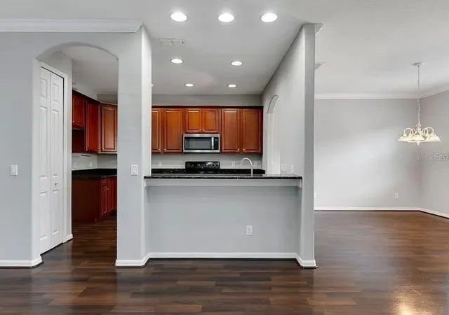 Photo 4 of Townhouse for sale at 2286 Chatham Pl Dr, Orlando, FL 32824 | MLS# O6431544 | Listing updated on 2026-08-13