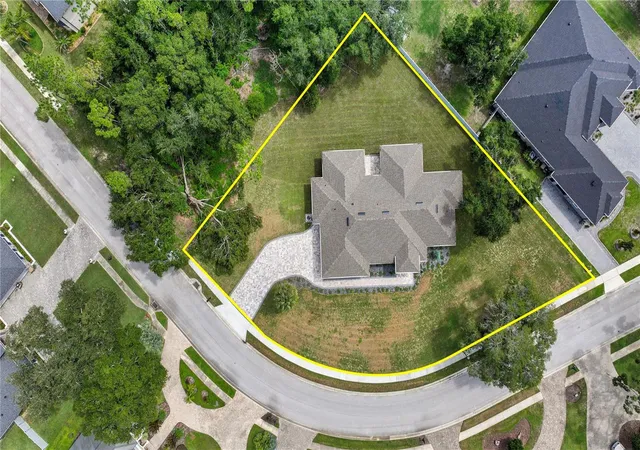 Photo 3 of Single family home for sale at 9531 Mid Summer Ln, Leesburg, FL 34788 | MLS# O6431548 | Listing updated on 2026-10-08
