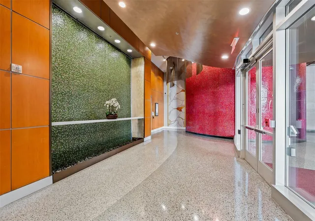 3rd image of 155 S Court Ave #1106, Orlando, FL 32801 | MLS# O6431555
