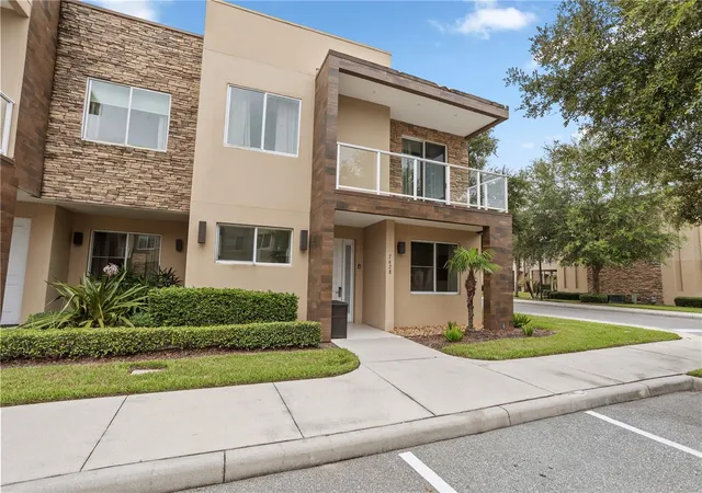 Photo 3 of Townhouse for sale at 7628 Recife Dr, Kissimmee, FL 34747 | MLS# S5155205 | Listing updated on 2026-09-02