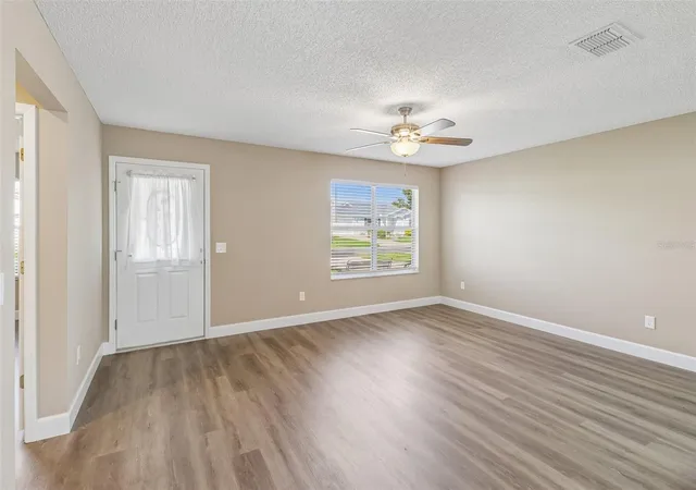 4th image of 2609 Sw Privada Dr, The Villages, FL 32162 | MLS# G5116171