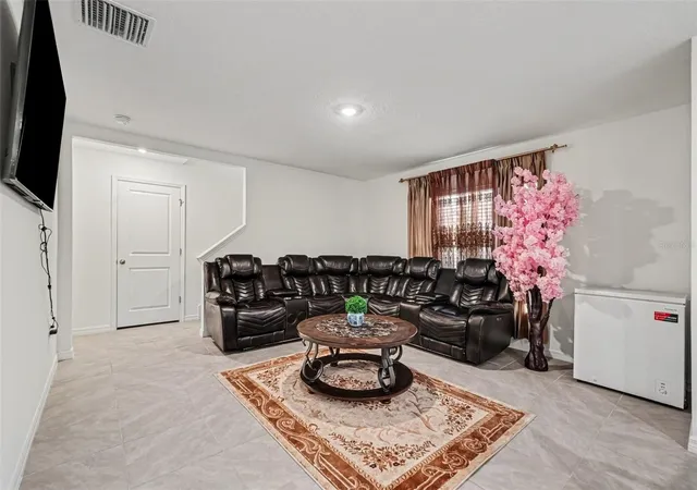 Photo 4 of Single family home for sale at 3601 Capital Reserve Dr, Plant City, FL 33565 | MLS# TB8536712 | Listing updated on 2026-08-08