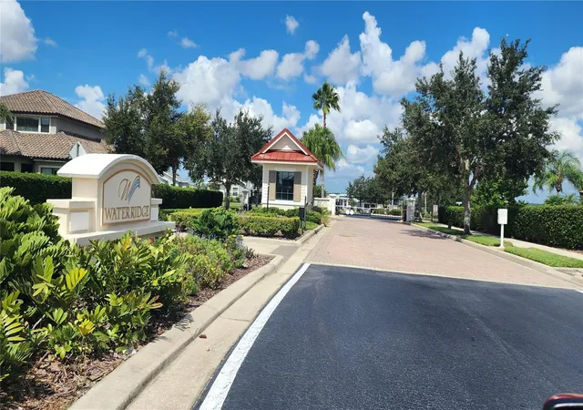 3rd image of 156 Valencia Ridge Dr, Auburndale, FL 33823 | MLS# L4964095