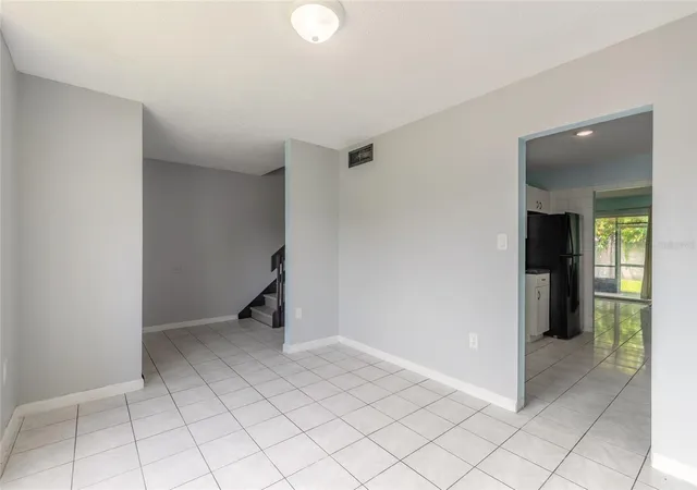 5th image of 5060 Downing St, ORLANDO, FL 32839