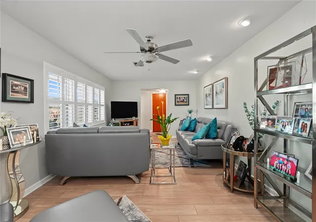 Photo 4 of Single family home for sale at 1609 Melodie Dr, Brandon, FL 33510 | MLS# TB8536739 | Listing updated on 2026-09-17