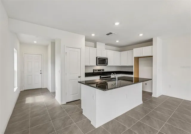 2nd image of 679 Meadows Edge Pl, Lake Wales, FL 33859 | MLS# O6431598