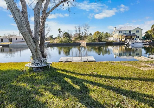 4th image of 4117 Tampico Trl, Hernando Beach, FL 34607 | MLS# TB8536742