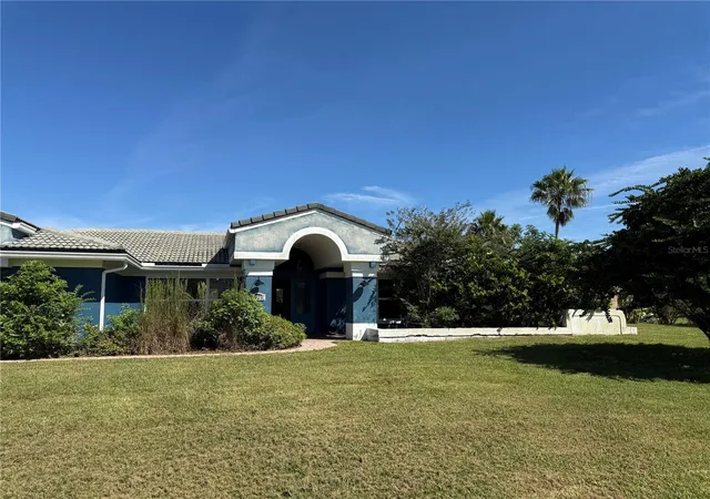 Photo 2 of Single family home for sale at 2749 S Stewart St, Kissimmee, FL 34746 | MLS# O6431608 | Listing updated on 2026-10-05