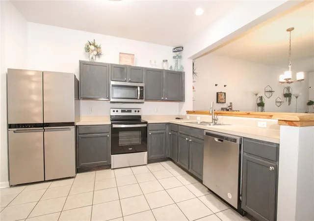 Photo 3 of Townhouse for sale at 2722 Conch Holw Dr, Brandon, FL 33511 | MLS# TB8536757 | Listing updated on 2026-09-25
