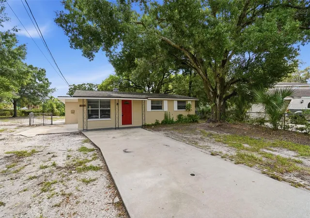 Photo 2 of Single family home for sale at 3209 N 45th St, Tampa, FL 33605 | MLS# O6431621 | Listing updated on 2026-08-26