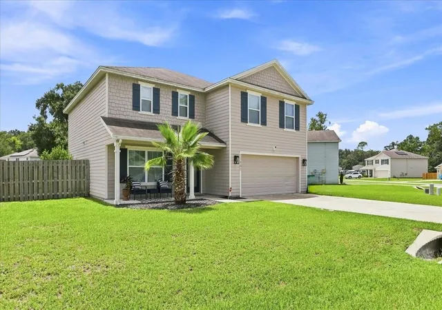 Photo 3 of Single family home for sale at 22885 Nw 197th Place, High Springs, FL 32643 | MLS# GC542553 | Listing updated on 2026-10-07