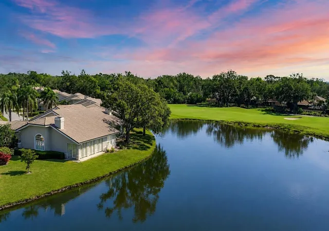 Photo 1 of Single family home for sale at 4060 Penshurst Park, Sarasota, FL 34235 | MLS# A4702327 | Listing updated on 2026-09-17