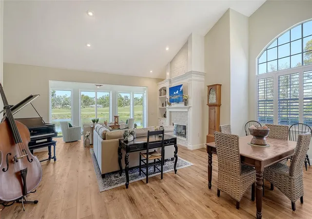 Photo 3 of Single family home for sale at 4060 Penshurst Park, Sarasota, FL 34235 | MLS# A4702327 | Listing updated on 2026-09-17