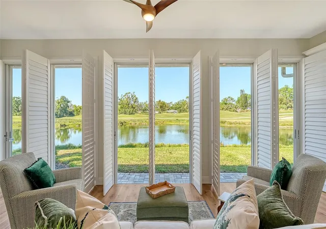 Photo 3 of House for sale at 4060 Penshurst Park, Sarasota, FL 34235 | MLS# A4702327 | Listing updated on 2026-09-17