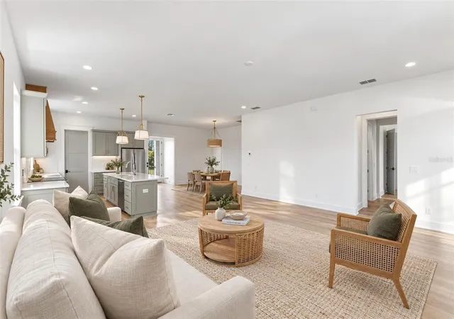 Photo 4 of Single family home for sale at 3534 Overlook Dr NE, Saint Petersburg, FL 33703 | MLS# TB8536778 | Listing updated on 2026-10-05