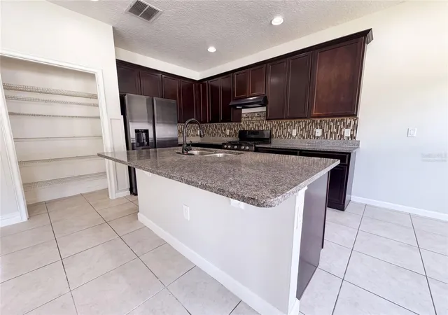 2nd image of 881 Haring Ln, Mount Dora, FL 32757 | MLS# O6431640