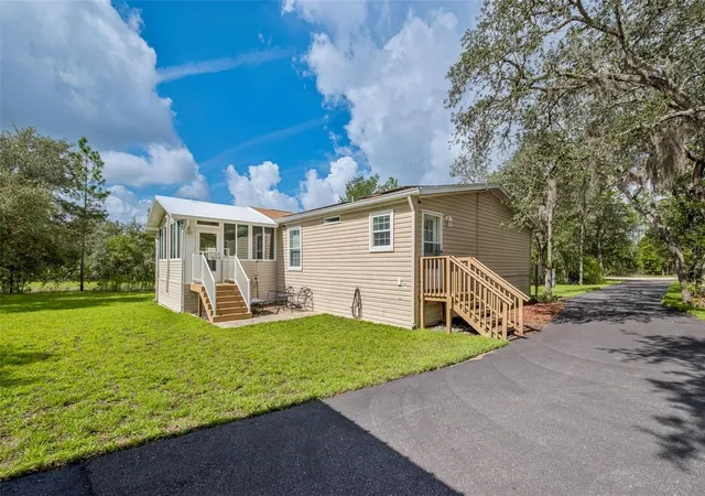 Photo 4 of Manufactured home for sale at 8261 NE 118th Terrace, Bronson, FL 32621 | MLS# GC542554 | Listing updated on 2026-08-29