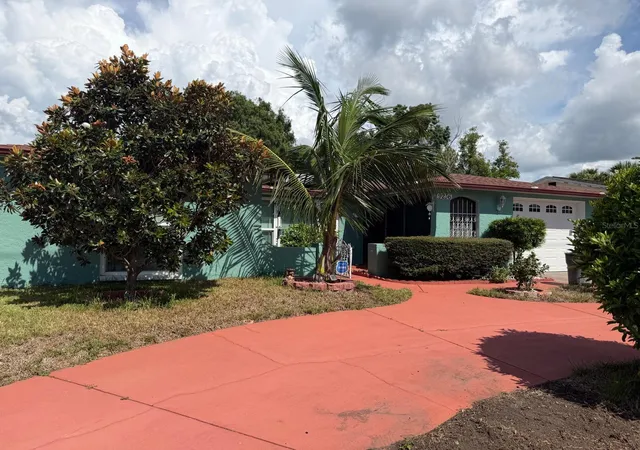 Photo 2 of Single family home for sale at 9236 Gray Fox, Port Richey, FL 34668 | MLS# TB8536788 | Listing updated on 2026-08-10