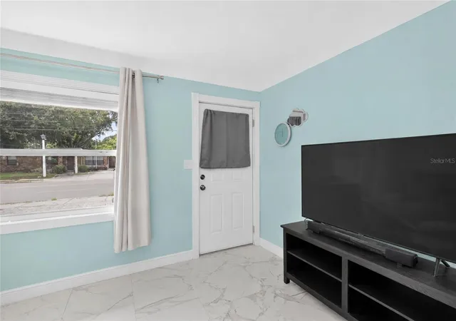 Photo 3 of Single family home for sale at 1119 54th Avenue N, Saint Petersburg, FL 33703 | MLS# L4964105 | Listing updated on 2026-08-20