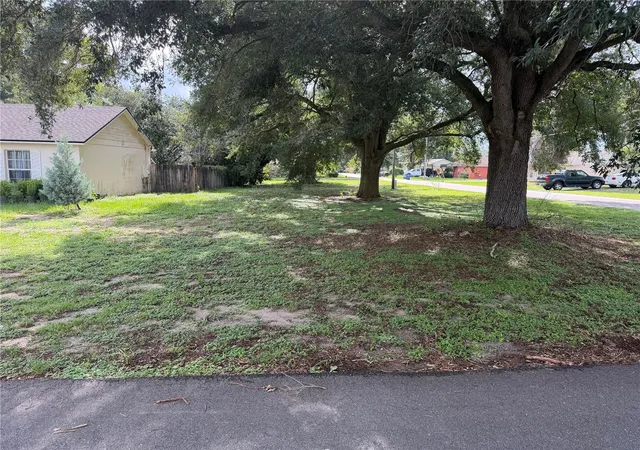 2nd image of 10 Berry Dr, Mascotte, FL 34753 | MLS# G5116179