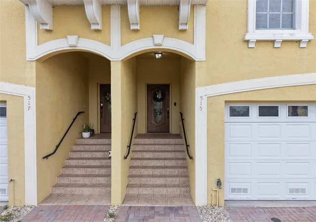 Photo 3 of Townhouse for sale at 515 Villa Treviso Ct, Apollo Beach, FL 33572 | MLS# TB8536798 | Listing updated on 2026-09-12
