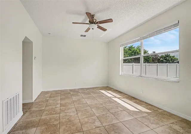 Photo 3 of Single family home for sale at 14513 Kaiser Ct, Orlando, FL 32826 | MLS# O6431651 | Listing updated on 2026-08-26