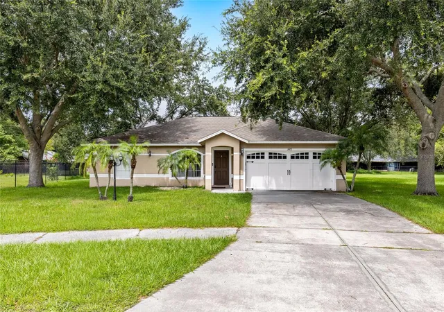 Photo 1 of Single family home for sale at 2472 Pine Chase Cir, Saint Cloud, FL 34769 | MLS# S5155222 | Listing updated on 2026-08-14