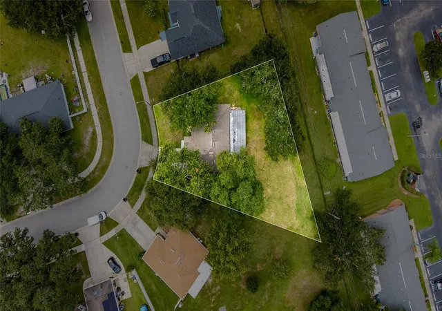 Photo 2 of Single family home for sale at 2472 Pine Chase Cir, Saint Cloud, FL 34769 | MLS# S5155222 | Listing updated on 2026-08-14
