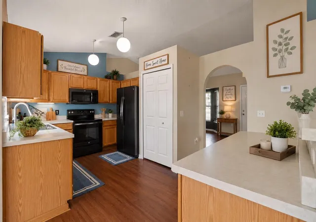 Photo 3 of Sale Pending at 4416 Dior Rd, Spring Hill, FL 34609 | MLS# W7888366 | Listing updated on 2026-09-22