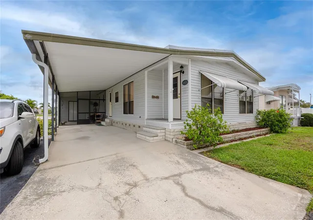 2nd image of 6821 Americana Dr Ne #106, Saint Petersburg, FL 33702 | MLS# TB8536821