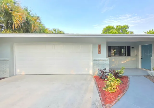 Photo 3 of Sale Pending at 1405 Country Clb Blvd, Titusville, FL 32780 | MLS# O6431670 | Listing updated on 2026-08-27