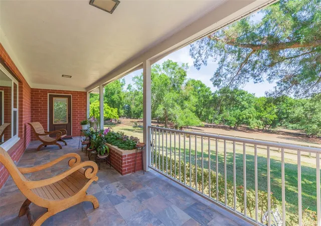 4th image of 34211 Blanton Rd, Dade City, FL 33523 | MLS# TB8536825