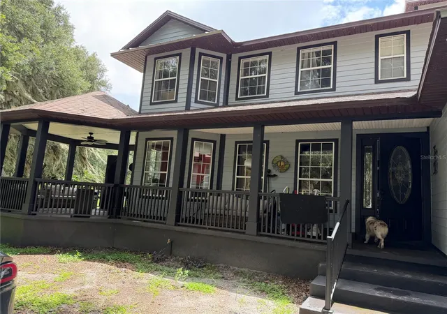 Photo 2 of Single family home for sale at 18900 Lakeview Dr, Clermont, FL 34715 | MLS# O6431686 | Listing updated on 2026-08-25