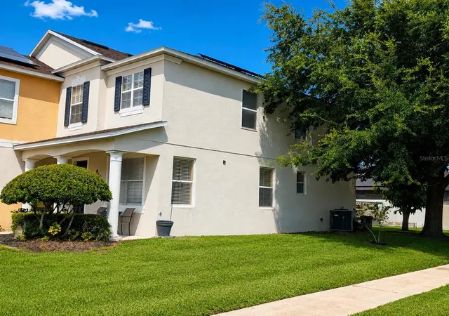 Photo 3 of Single family home for sale at 4664 Caverns Dr, Kissimmee, FL 34758 | MLS# S5155224 | Listing updated on 2026-08-08