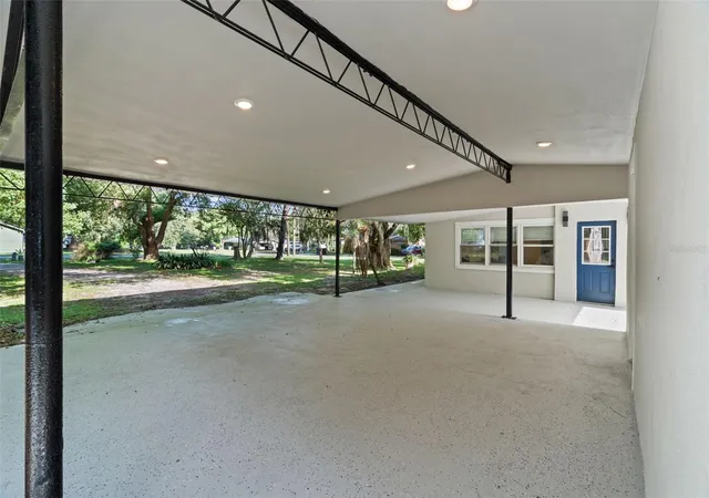 Photo 2 of Single family home for sale at 929 Adrian Ct, Lakeland, FL 33801 | MLS# O6431690 | Listing updated on 2026-09-13