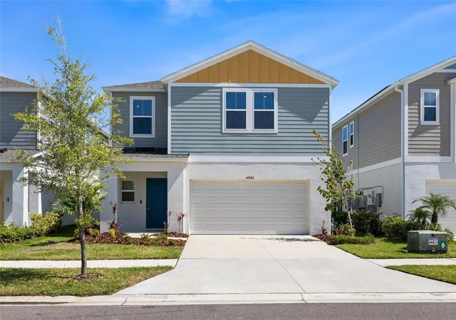 Photo 1 of Single family home for sale at 14886 Summer Branch Dr, Lithia, FL 33547 | MLS# TB8536840 | Listing updated on 2026-08-30