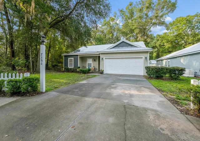Photo 3 of Sale Pending at 7250 Cardinal Trl, Fanning Springs, FL 32693 | MLS# GC542559 | Listing updated on 2026-10-05