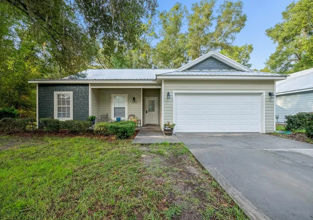 Photo 3 of Sale Pending at 7250 Cardinal Trl, Fanning Springs, FL 32693 | MLS# GC542559 | Listing updated on 2026-10-05