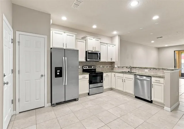 5th image of 1236 Pavia Dr, Apopka, FL 32703 | MLS# O6431701
