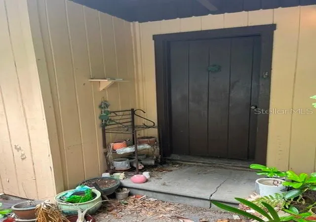 Photo 2 of Sale Pending at 614 Calle De Peru, Sarasota, FL 34242 | MLS# A4702354 | Listing updated on 2026-08-08