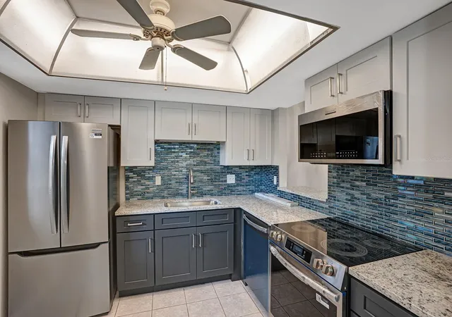 4th image of 4805 Alt 19 #414, Palm Harbor, FL 34683 | MLS# TB8536858