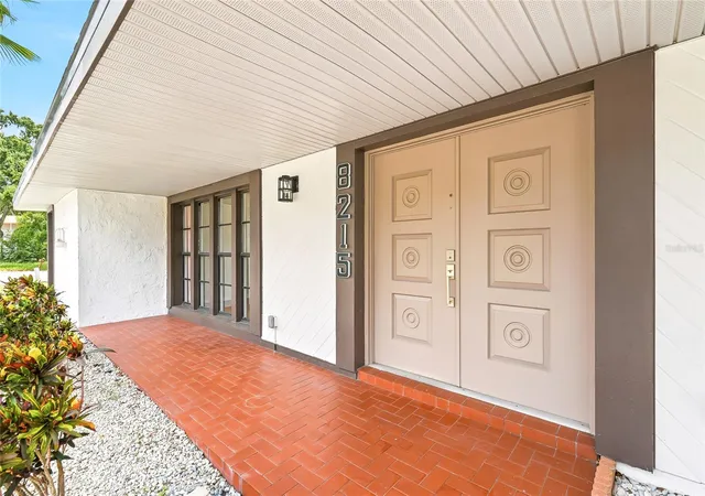 Photo 3 of Single family home for sale at 8215 La Serena Dr, Tampa, FL 33614 | MLS# TB8536860 | Listing updated on 2026-08-24