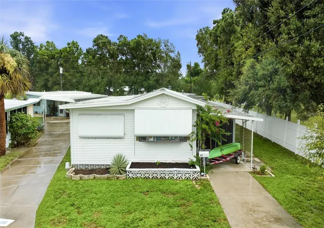 Photo 3 of Manufactured home for sale at 1891 Englewood Rd #167, Englewood, FL 34223 | MLS# A4702357 | Listing updated on 2026-08-27